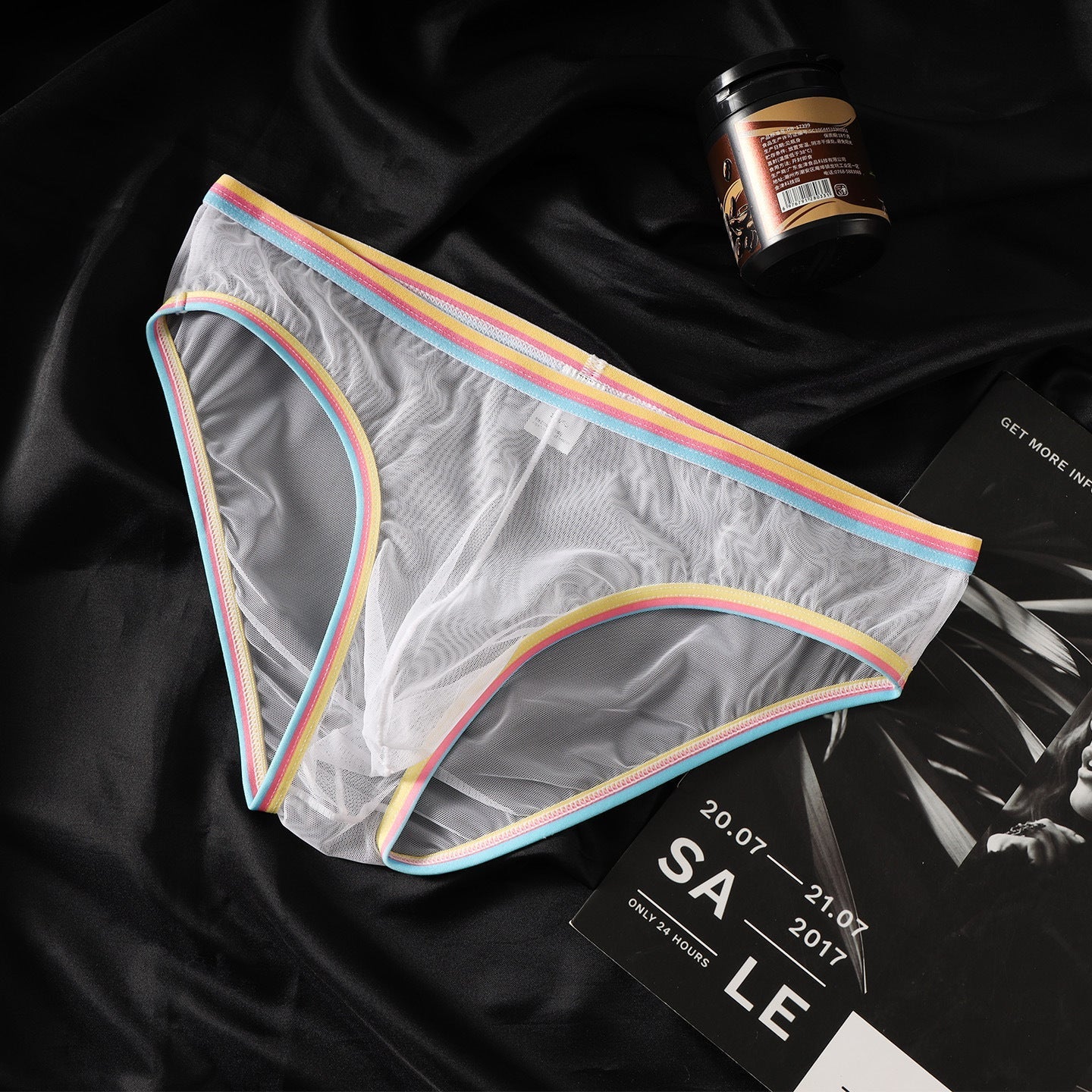 Rainbow-edged mesh breathable briefs