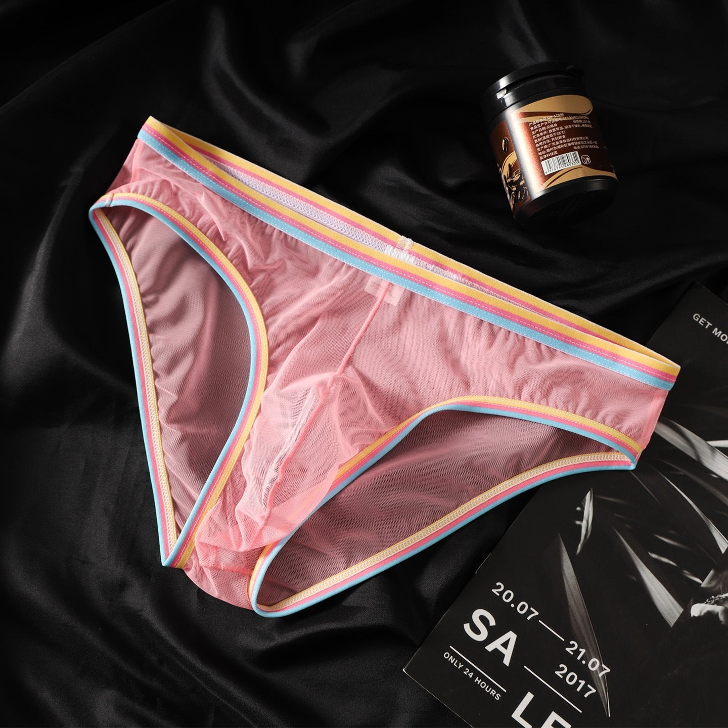 Rainbow-edged mesh breathable briefs
